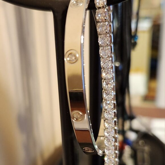 18K Gold Plated Love Friendship Bracelet With Cubic Zirconia Cuff Bangle - Picture 8 of 10